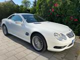 Mercedes-Benz SL 55 AMG AMG - Mercedes-Benz SL 55 AMG mit Benzin-Antrieb: Cabrio