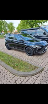 Hyundai BAYON 1.2 Comfort mit wenig KM und Garantie  - Hyundai: Kleinwagen, Com