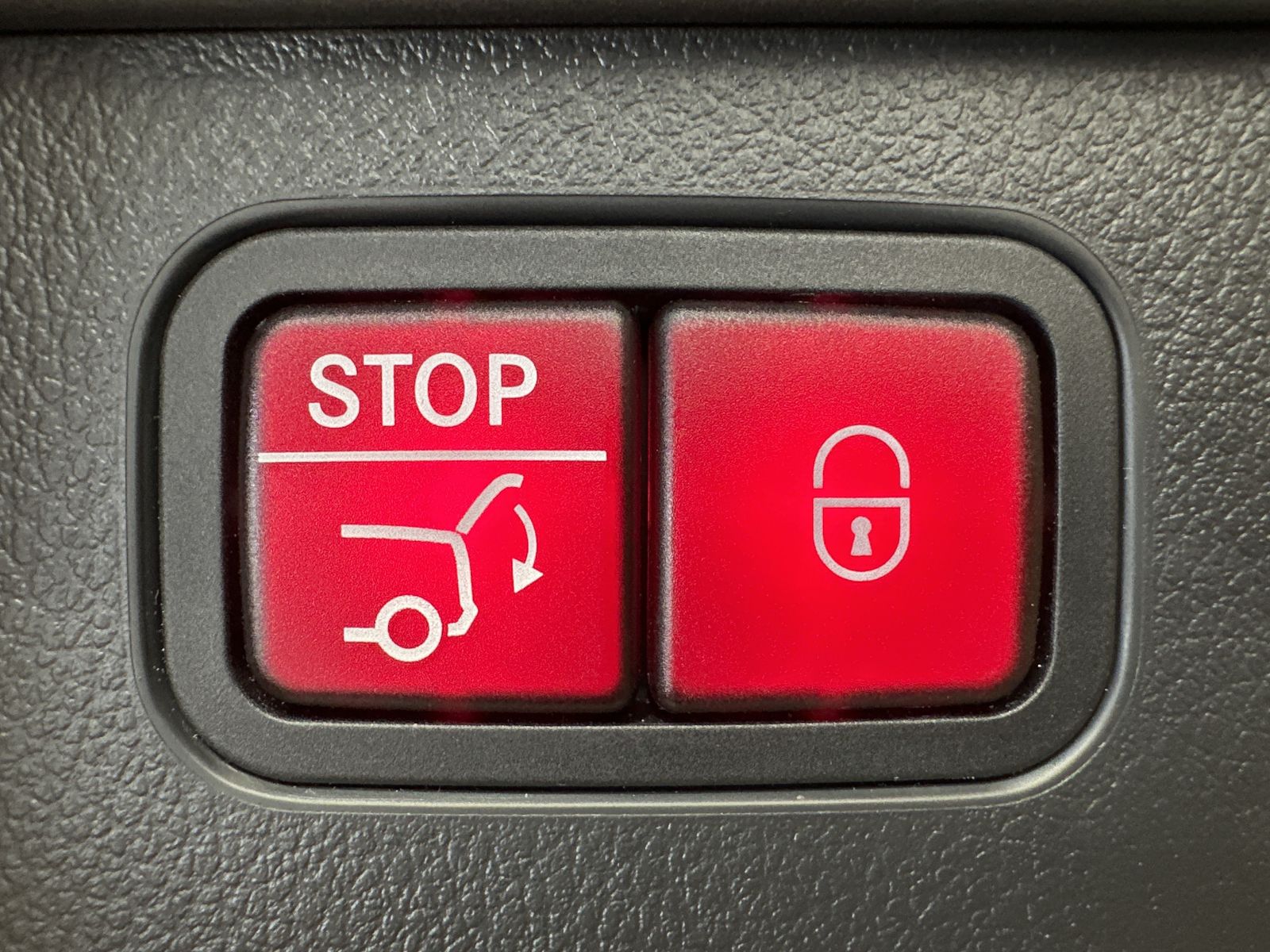 Fahrzeugabbildung Mercedes-Benz C 220d T Avantgarde NAV+LED+KAM+PANO+VCOCKPIT+PP