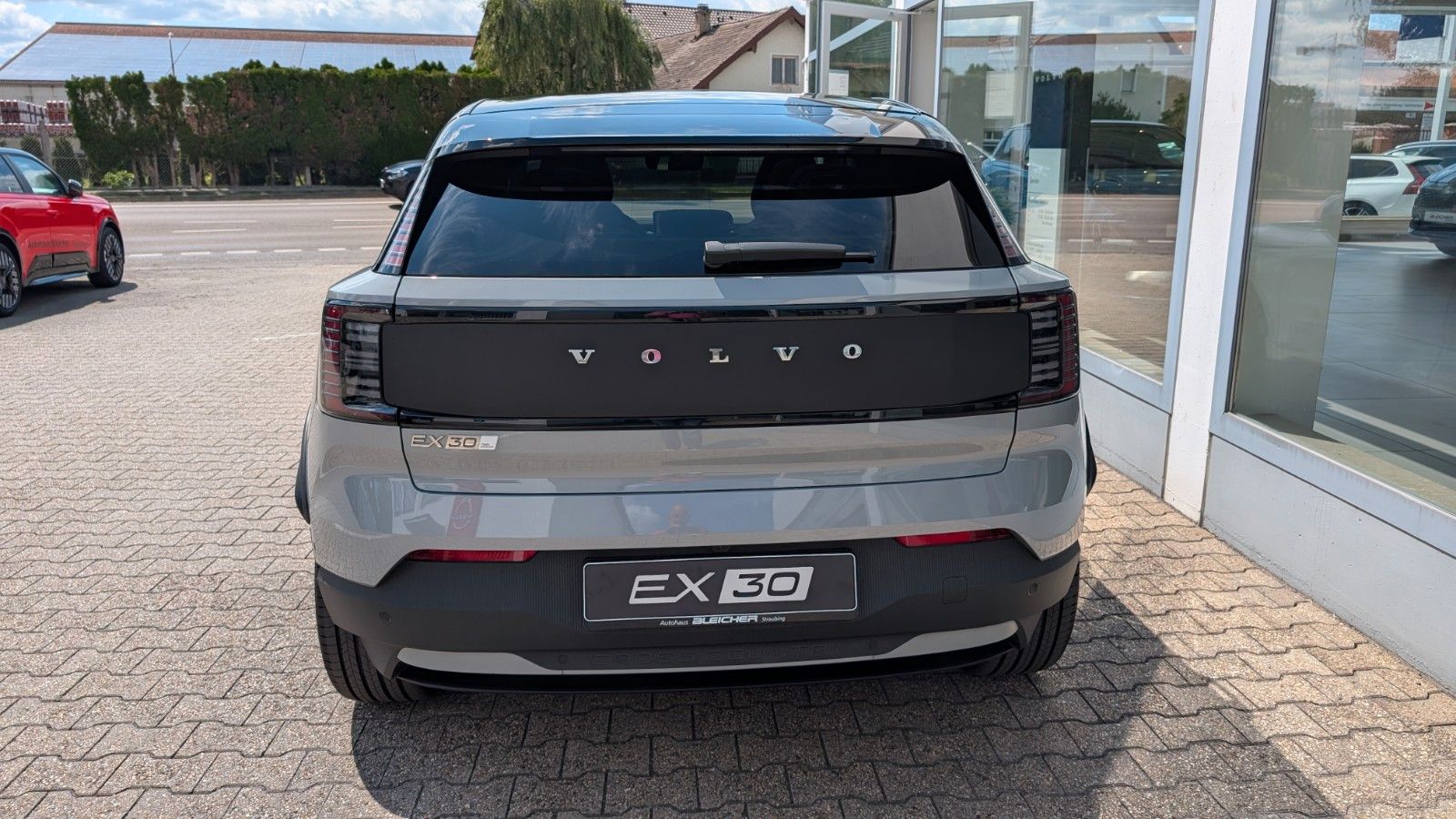 Fahrzeugabbildung Volvo EX30 CC Cross Country AWD | PANO | Performance