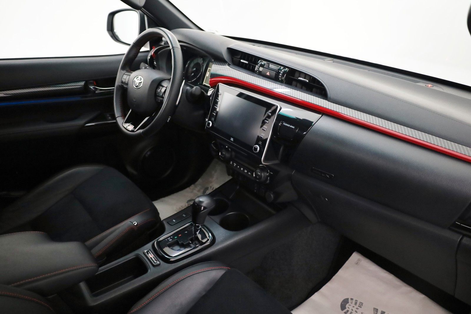 Fahrzeugabbildung Toyota Hilux 2.8 D-4D GR Sport,Alcantara,ACC,Rollo, AHK