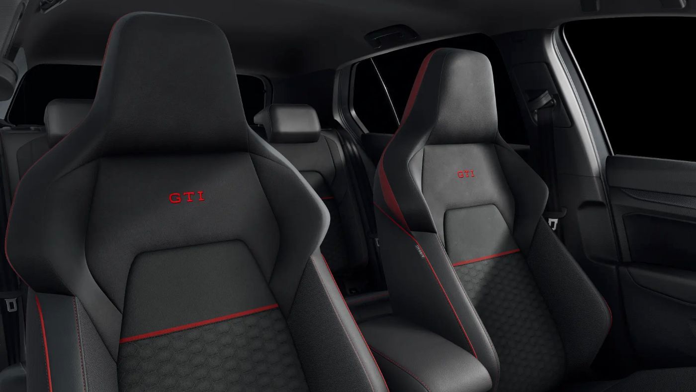 Volkswagen Golf VIII 2.0 GTI Clubsport DSG KEYLESS PANO LED foto 13
