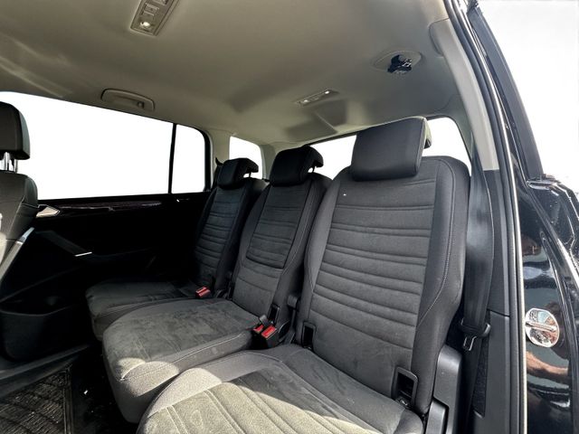 Volkswagen TOURAN TSI 1.5 Highline KAMERA, CARPLAY, SHZ