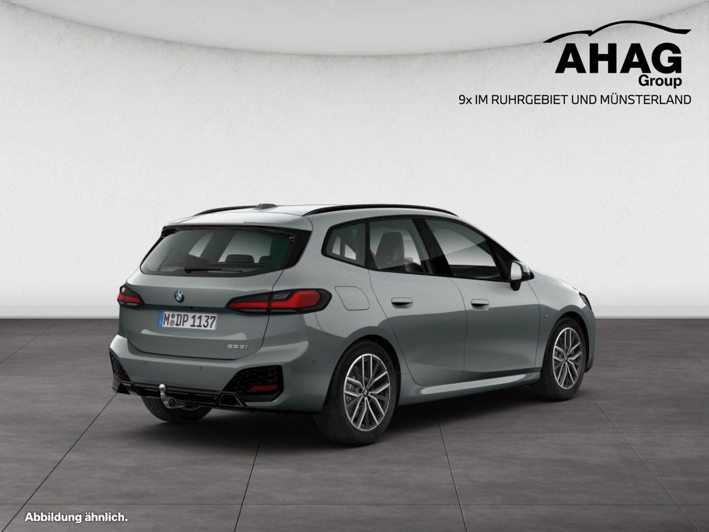BMW 223 Active Tourer - Bild 2