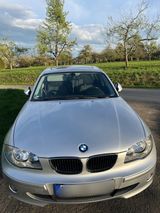 BMW 1-er Serie 118i (5Türer, Schaltgetrieb... - BMW aus 2006: 5er