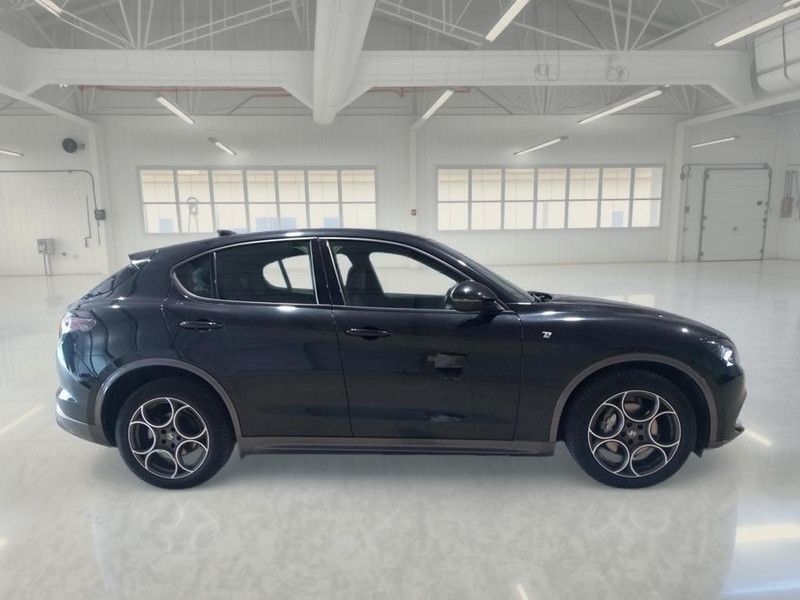 Alfa Romeo ALFA ROMEO STELVIO 2.2 TD 210 CV TI AT8 Q4 SUV imagem 3