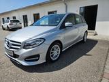 Mercedes-Benz B-Klasse B 220 CDI / d Navi/SHZ/Kamera/PDC/AHK/ - Mercedes-Benz B 220 aus 2017