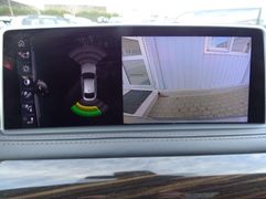 Fahrzeugabbildung BMW X6 xDrive 50 i INDIVIDUAL VOLLAUSSTATTUNG