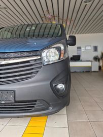Opel Vivaro - 5