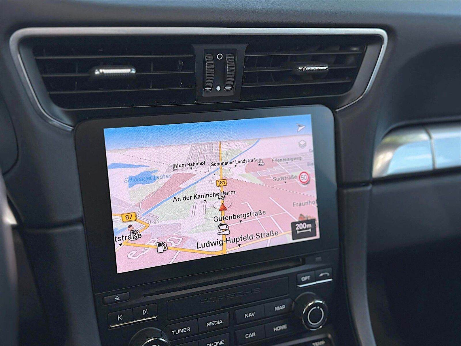 Fahrzeugabbildung Porsche 991.2 911 GTS Carrera 4S *Pano*LED*Keyless*BOSE*