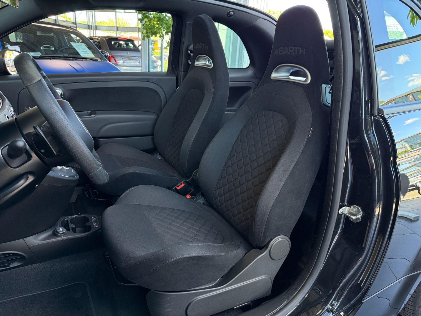 Fahrzeugabbildung Abarth 695C KLIMA NAVI ALU