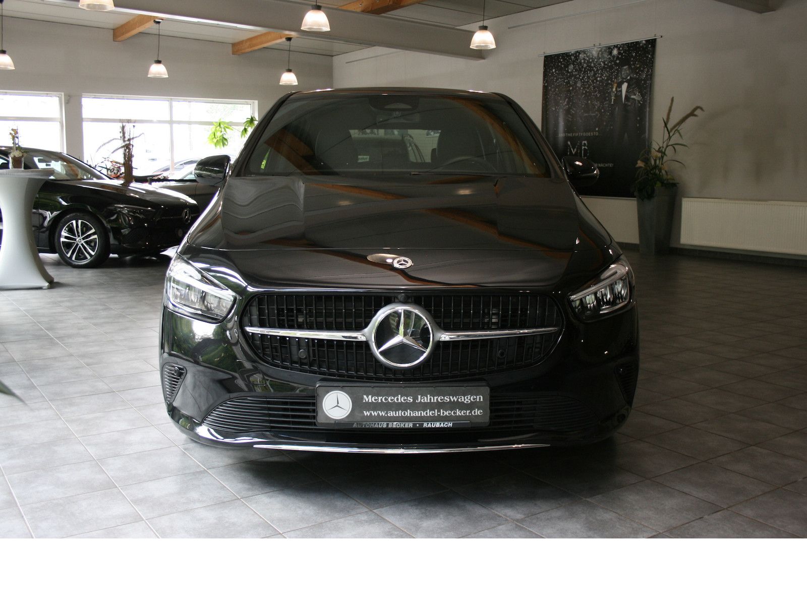 Fahrzeugabbildung Mercedes-Benz B 180 Progres.Advanced *AHK*LED*Kamera*Winterpak