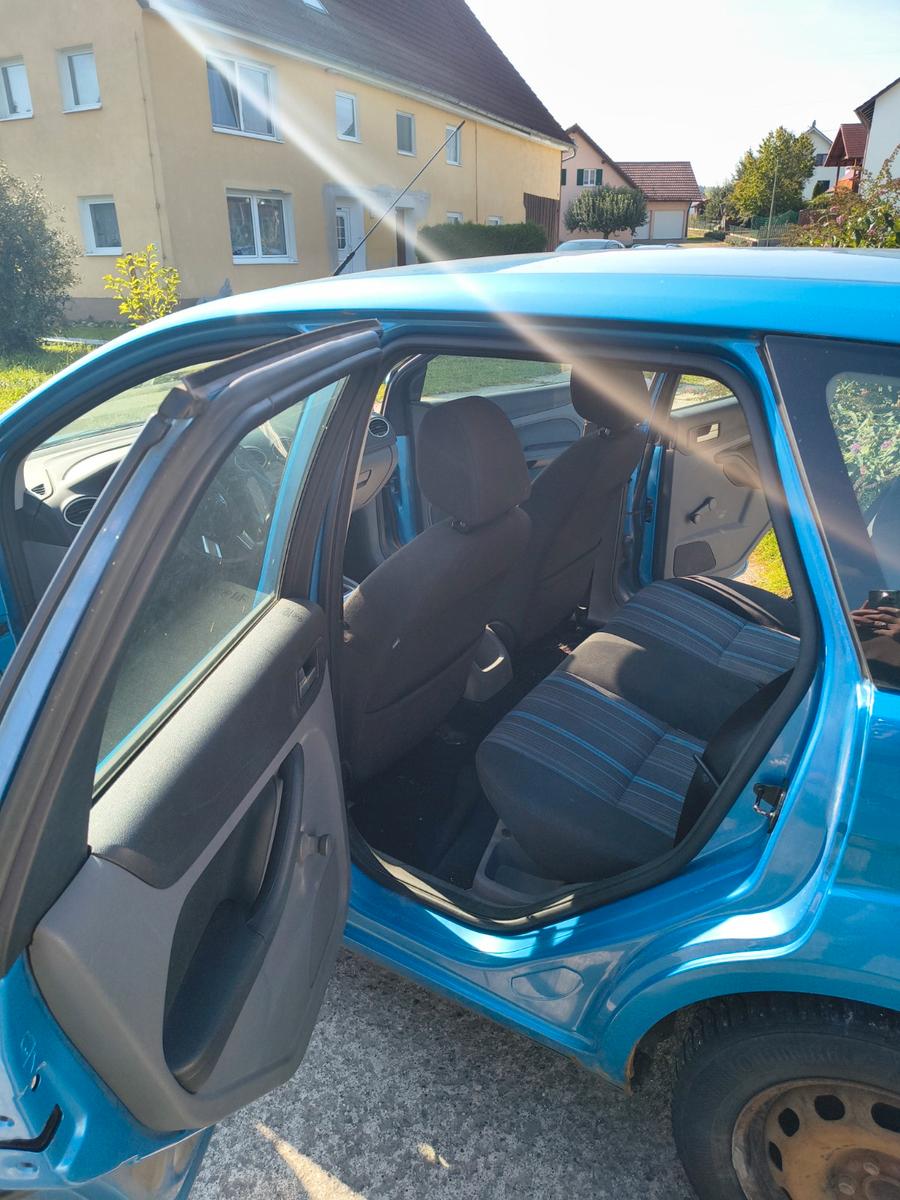 Ford Focus 2008 — photo 6