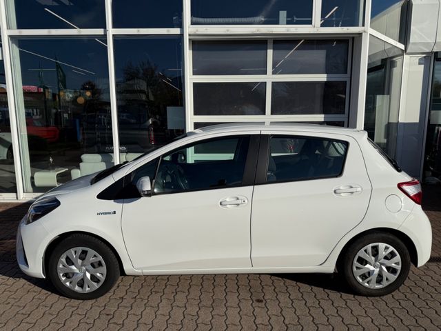 Toyota Yaris Hybrid 5 türig Automatik