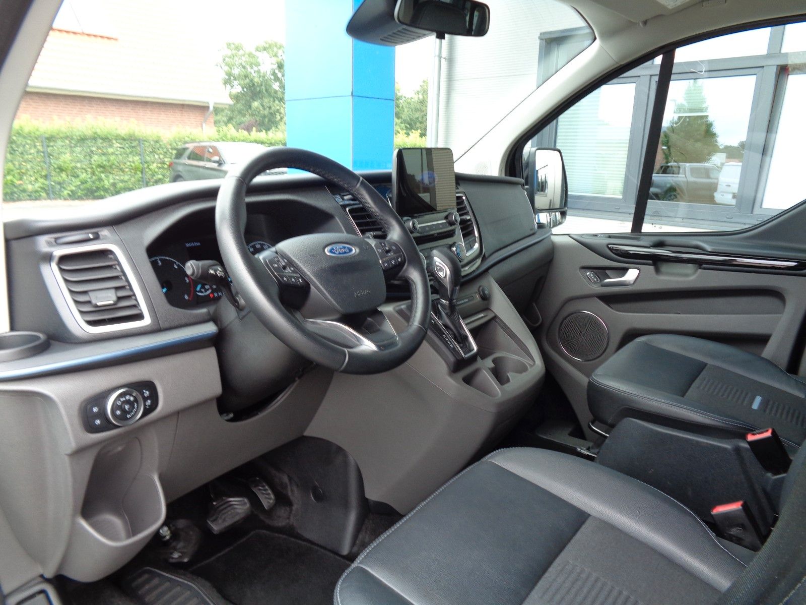 Ford Tourneo Custom Active 8-Sitzer Automatik foto 5