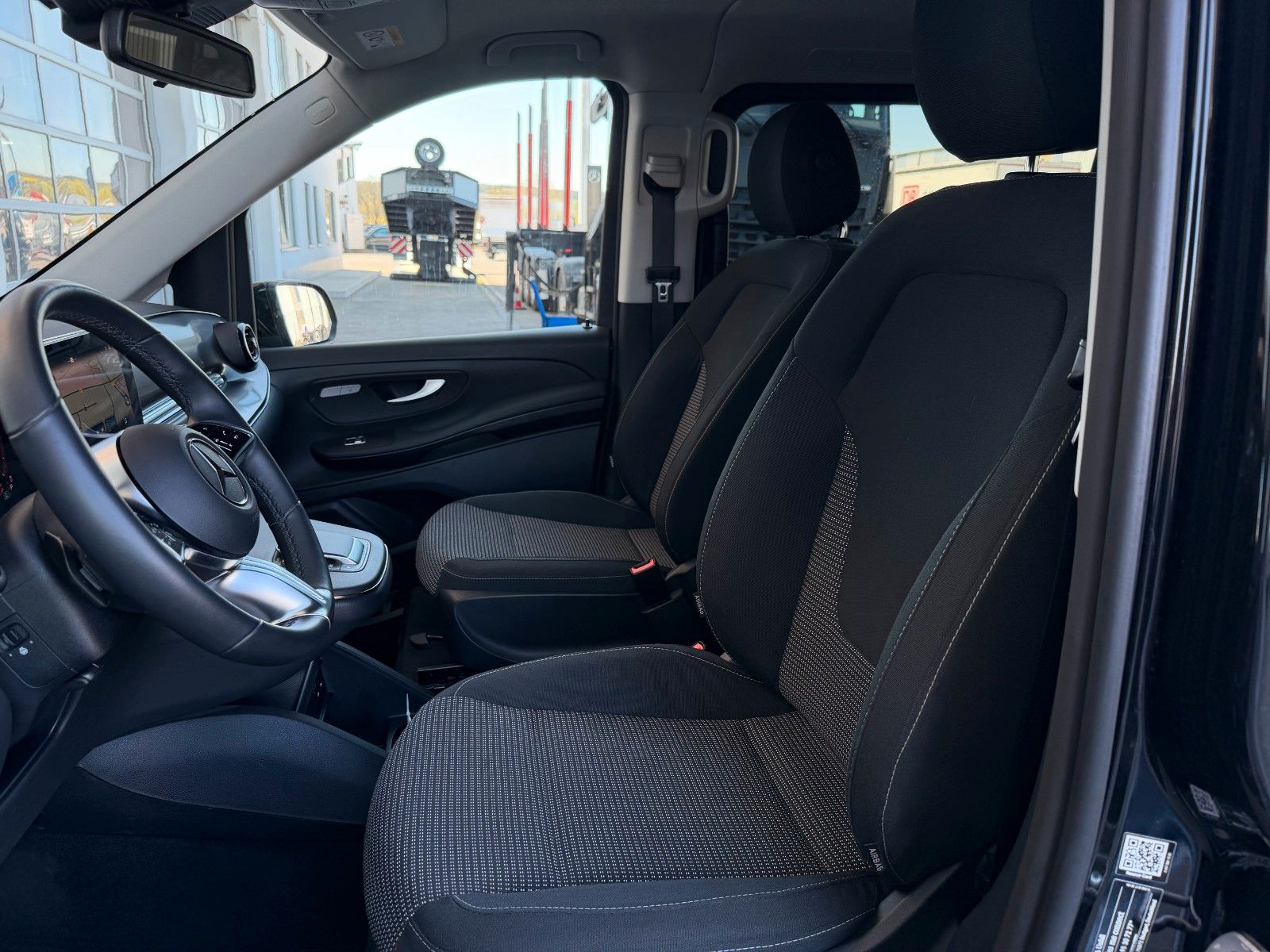 Fahrzeugabbildung Mercedes-Benz V 250 d DISTRONIC AHK2,5to Kamera
