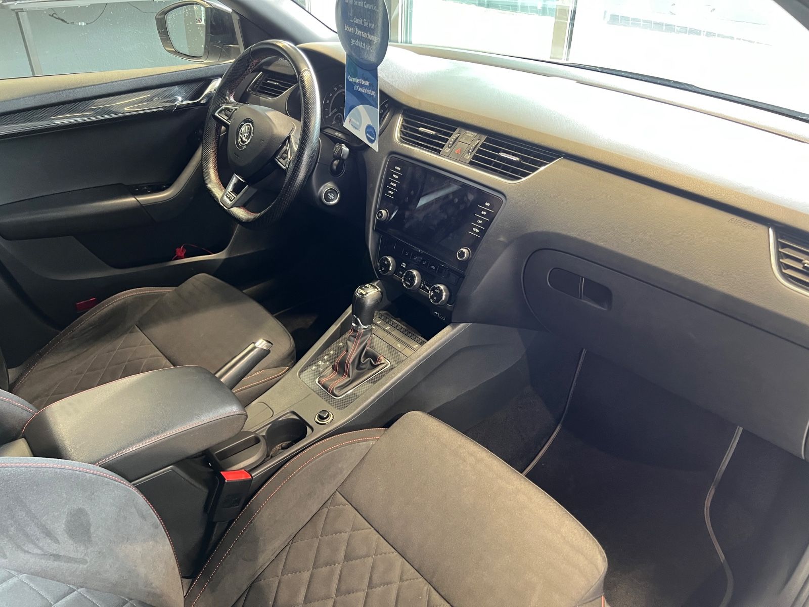 Skoda Octavia Combi RS foto 24