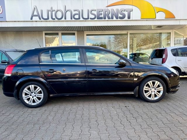 Opel Signum Edition 2,2  1.Hand *Xenon+Klima+AHK+PDC*