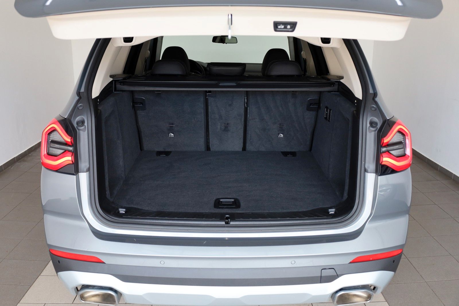 Fahrzeugabbildung BMW X3 xDrive 20 d,Leder,Navi,LED,SH,360°Kam,Keyless