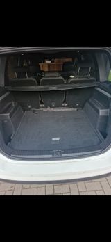 Volkswagen Touran 2.0 TDI SCR 140kW DSG Highline R-Line - Volkswagen Touran: 140 TDI