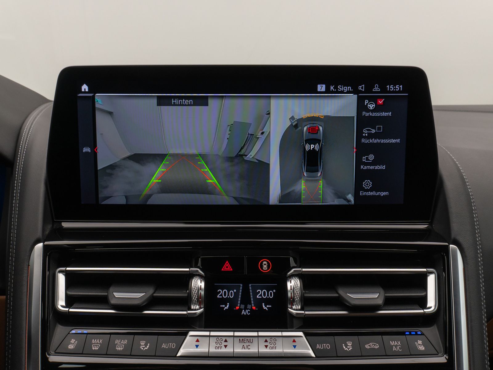 Fahrzeugabbildung BMW M8 Competition xD Gran Coupé 360°Laser HUD B&W