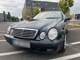 Mercedes-Benz CLK 320 Cabrio - Mercedes-Benz CLK 320 mit LPG-Antrieb