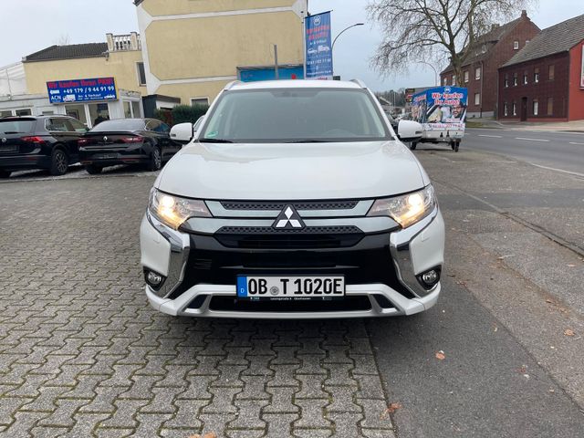 Mitsubishi Outlander PHEV   Spirit 4WD