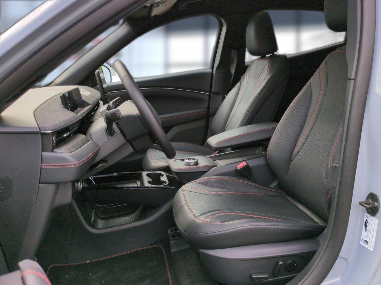 Ford Mustang Mach-E Crossover SUV Navi LED Vollleder
