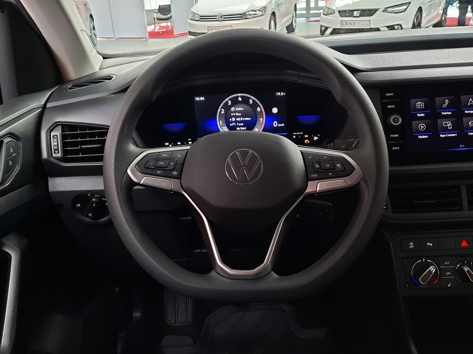 Fahrzeugabbildung Volkswagen T-Cross TSI *Navi*Einparkh.*Sitzhzg.*DAB*VZE*
