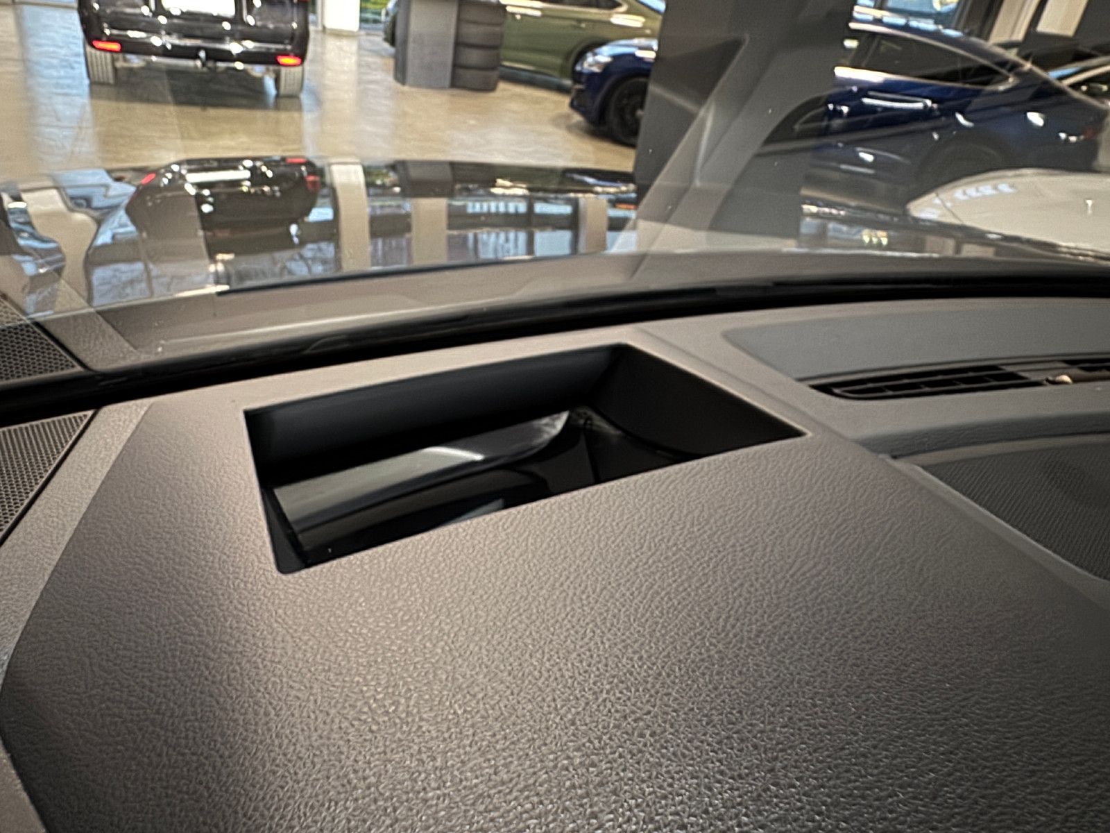 Fahrzeugabbildung Audi Q7 3.0 TDI QUATTRO 3X S-LINE VOLLAUSTATTUNG 21´