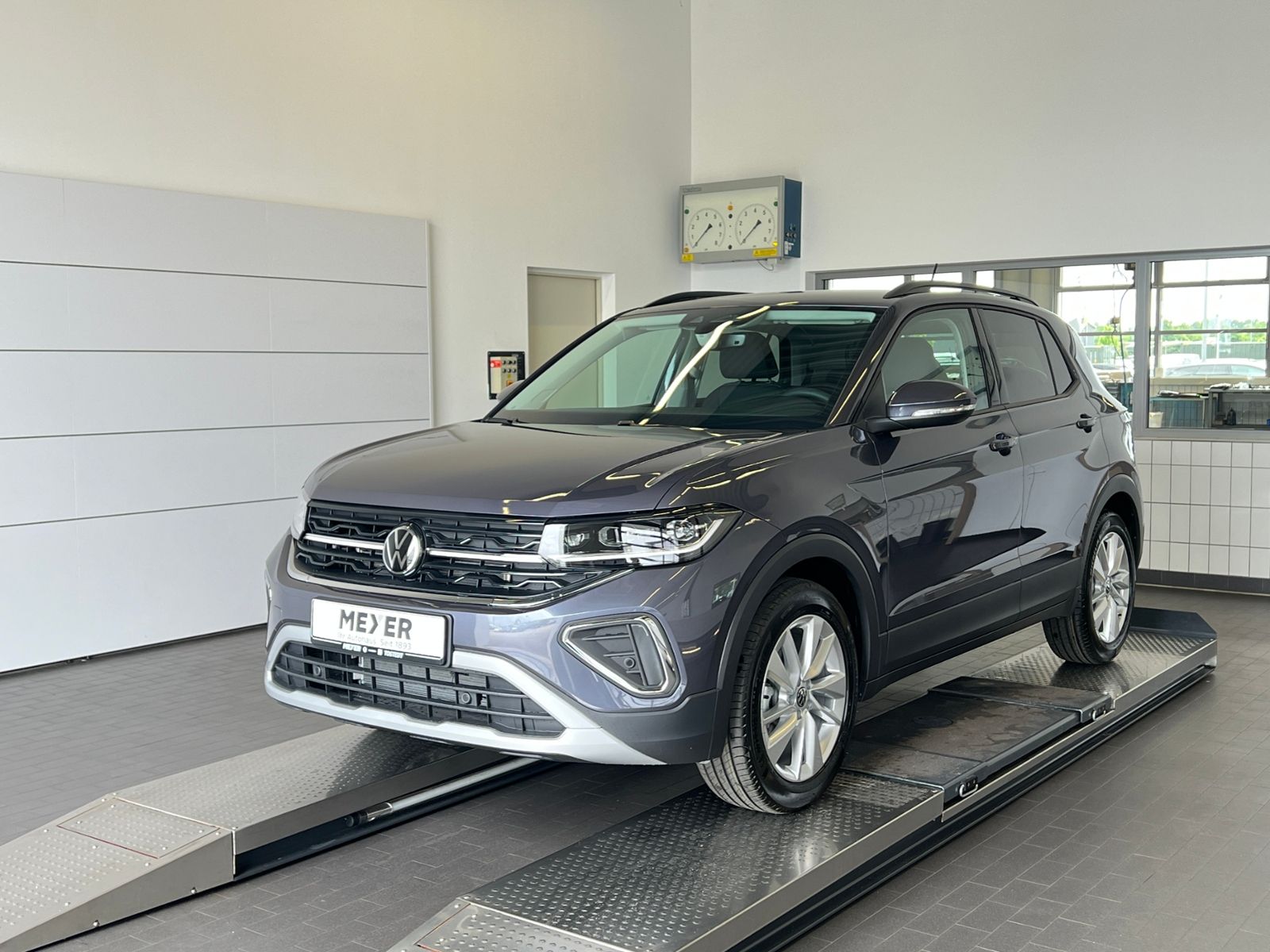 Fahrzeugabbildung Volkswagen T-Cross Life 1.0 TSI DSG *AHK,IQ-Light,ACC,Kamer
