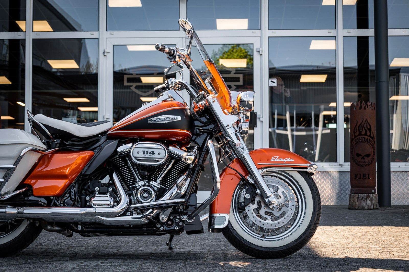 Fahrzeugabbildung Harley-Davidson Electra Glide Highway King  - JEKILL&HYDE  -
