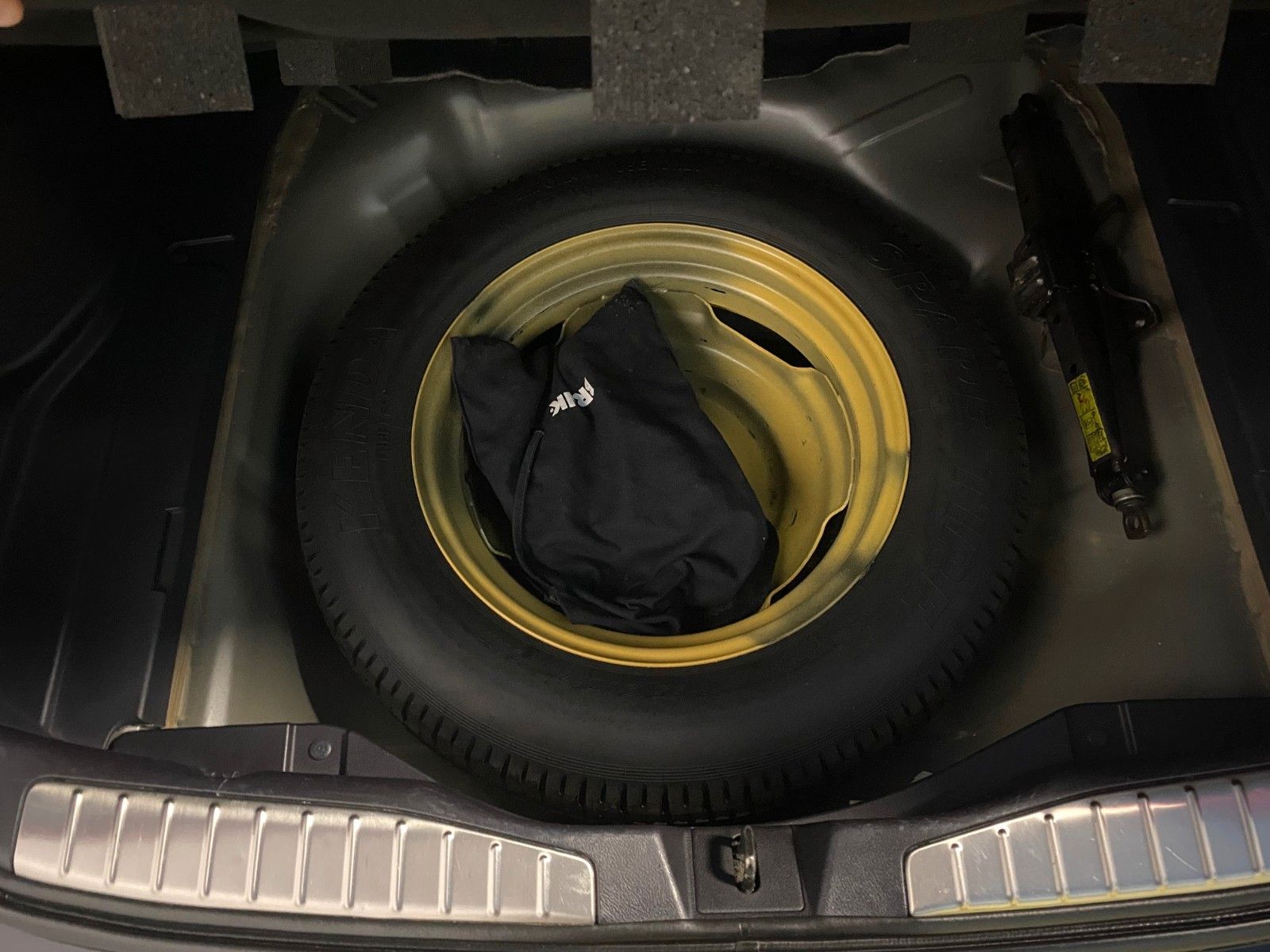 Fahrzeugabbildung Honda CR-V 2.2 TDI+ELEGANCE+ALLRAD+AHK+SITHEIZUNG+18"+