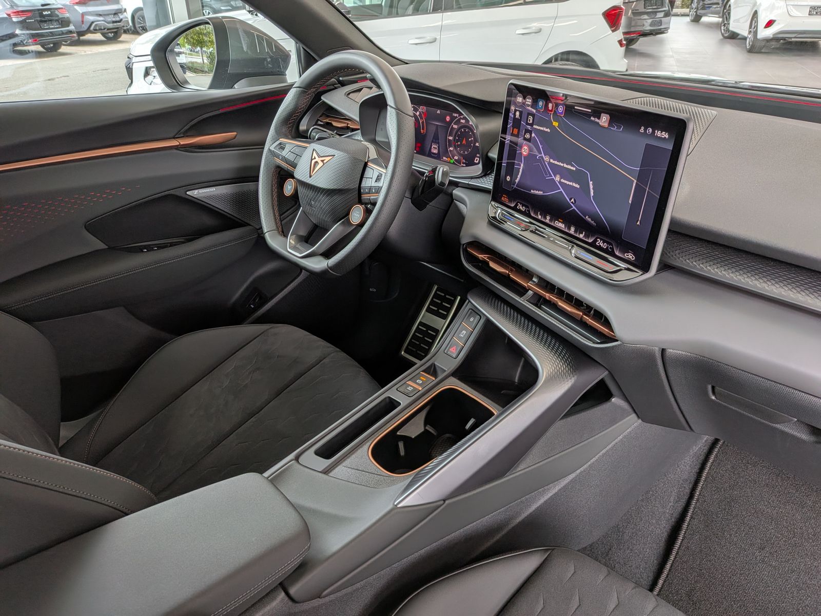 Изображение автомобиля CUPRA Terramar 1.5eTSI HUD DCC Matrix Pano Sennh. 20".