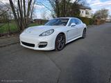 Porsche Panamera Turbo Turbo *TV*KEYLESS*FOND*ACC* - Porsche Panamera aus 2010: Turbo