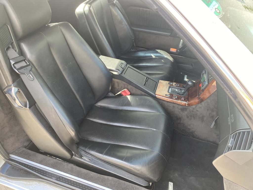 Mercedes-Benz SL 320