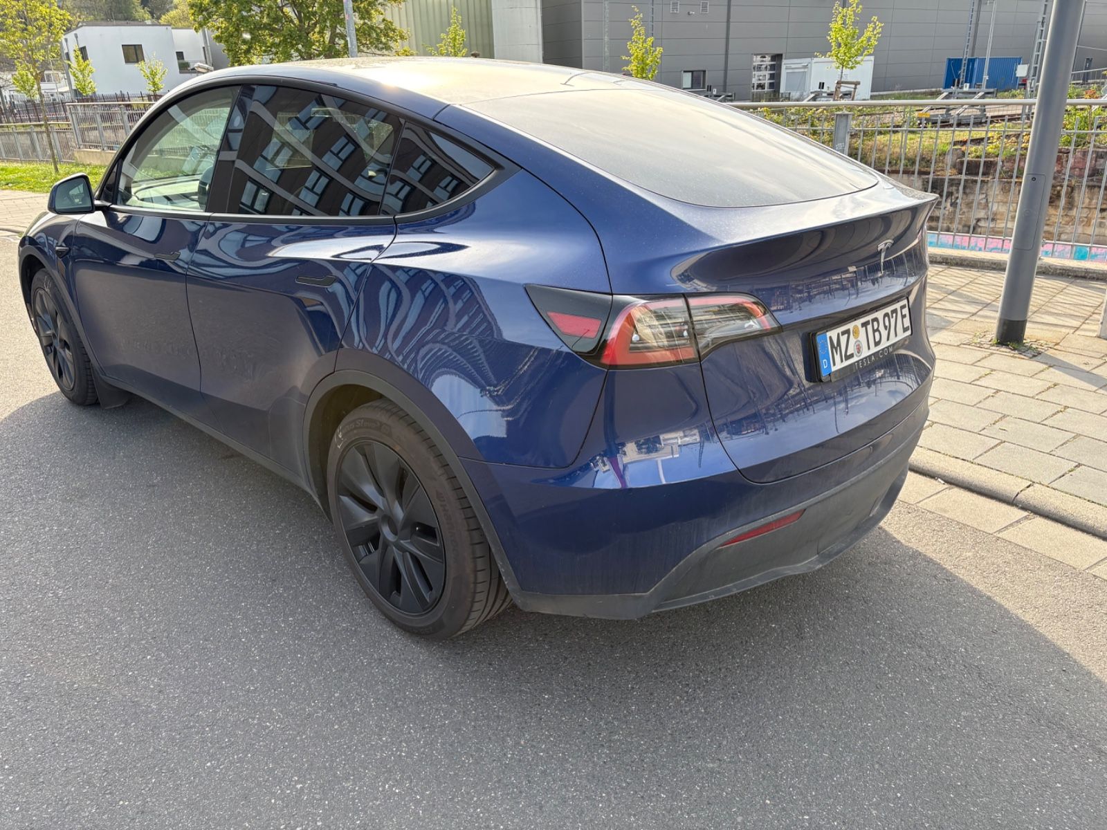 Tesla Model Y Hinterradantrieb - foto 3