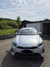 Kia cee'd / Ceed 1.5 T-GDI DCT JBL Sound Edition... - silberne Kia cee'd / Ceed