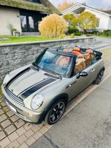 MINI SONDEREDITION "SIDEWALK" 2. Hand NUR 78.000 Km - MINI One Cabrio von privat