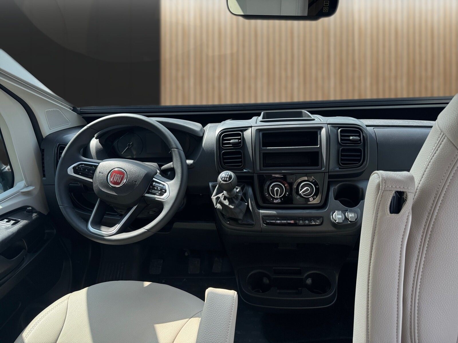 Fahrzeugabbildung Karmann Dexter DE 600 Concept Paket