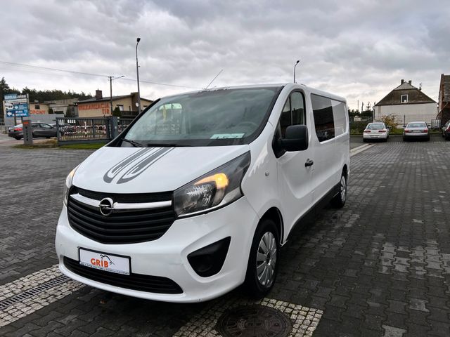 Opel Vivaro L2H1 LONG Doka 6-sitze