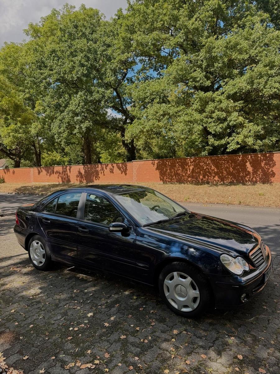 Mercedes-Benz C 180