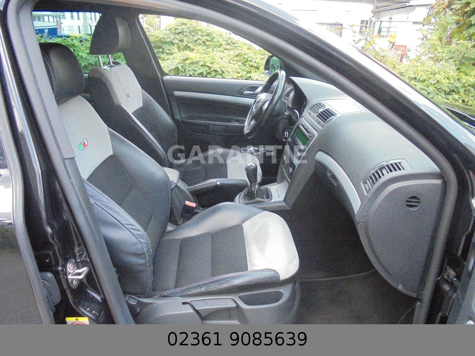 Fahrzeugabbildung SKODA Octavia Combi RS 2.0 TDI Klimaaut/Shz+Parktronik