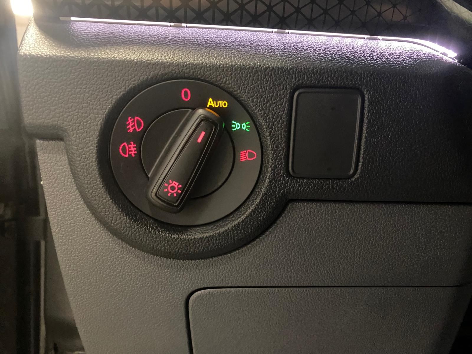 Fahrzeugabbildung Volkswagen T-Cross 1.0 TSI Style APP+KLIMA+ACC+RFK+PDC+NAVI