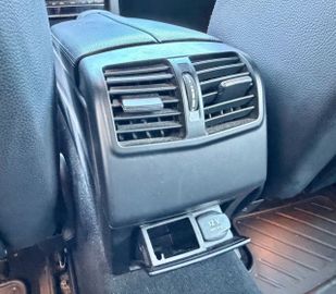 Mercedes E 250 - 11
