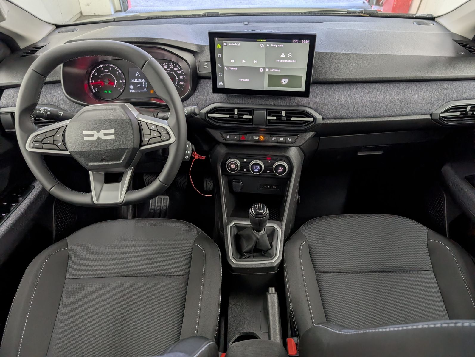 DACIA Sandero  Expression TCe 100 Kamera Media Display – Bild 14