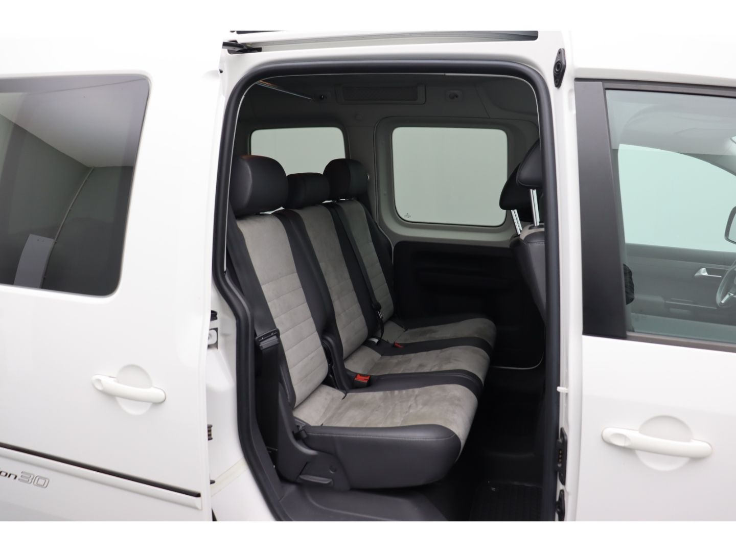Fahrzeugabbildung Volkswagen Caddy 1.2 Kombi Edition30 Alcantara