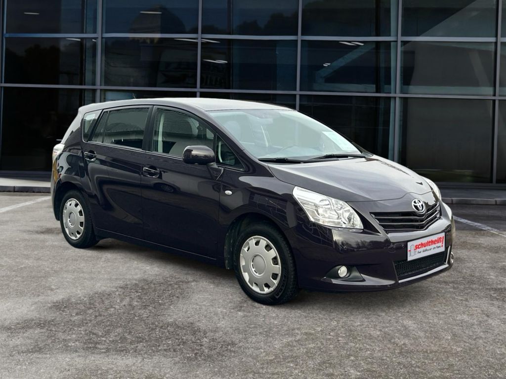 Fahrzeugabbildung Toyota Verso 1.8 Edition