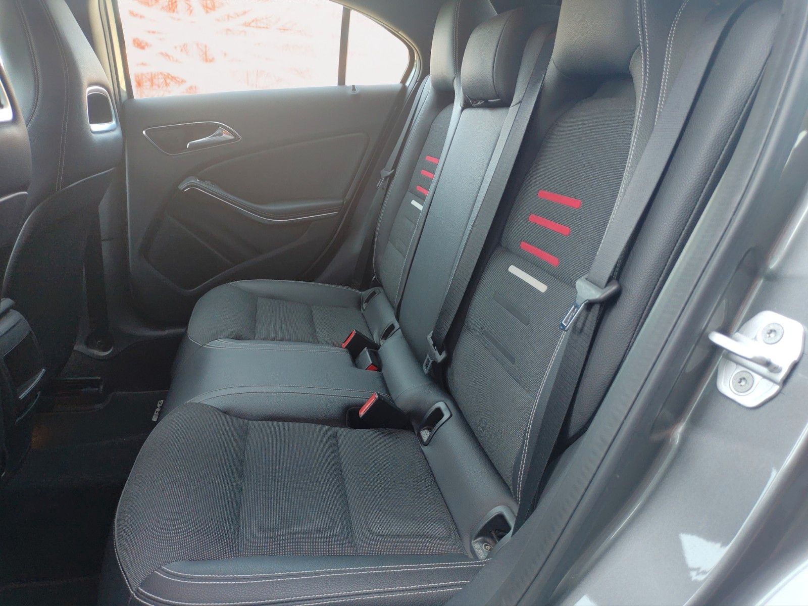 Fahrzeugabbildung Mercedes-Benz A -Klasse A 200 CDI / d ! Navi ! PDC !