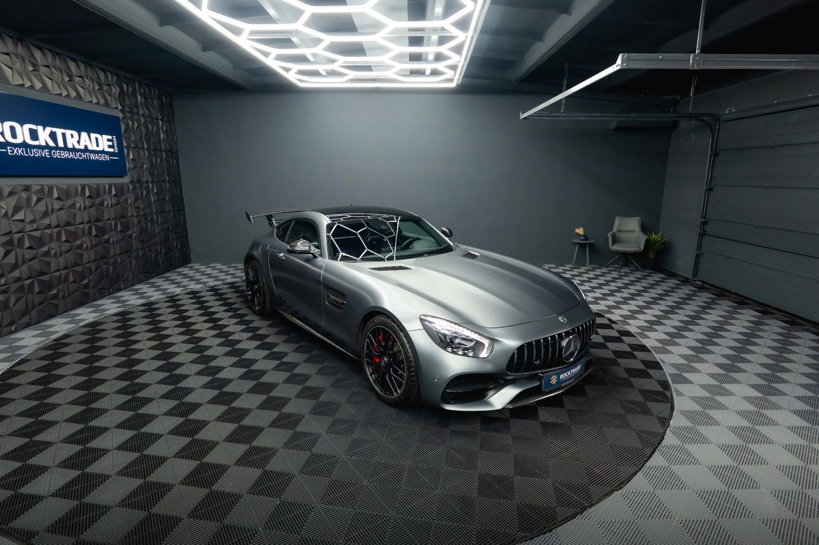 Fahrzeugabbildung Mercedes-Benz AMG GT C Performance Carbon *Burmester*Pano*LED*